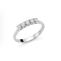 Anello in oro con cinque diamanti in oro bianco