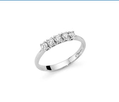 +Anello in oro con cinque diamanti in oro bianco